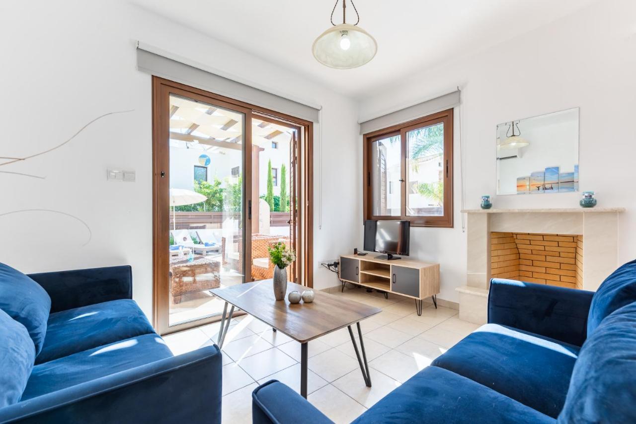 Villa Iris By Ezoria Villas Ayia Napa Exteriör bild