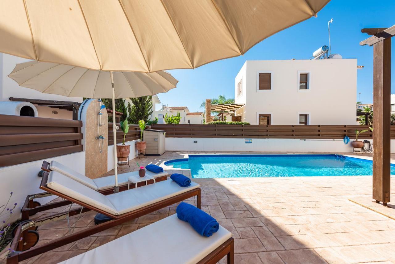 Villa Iris By Ezoria Villas Ayia Napa Exteriör bild