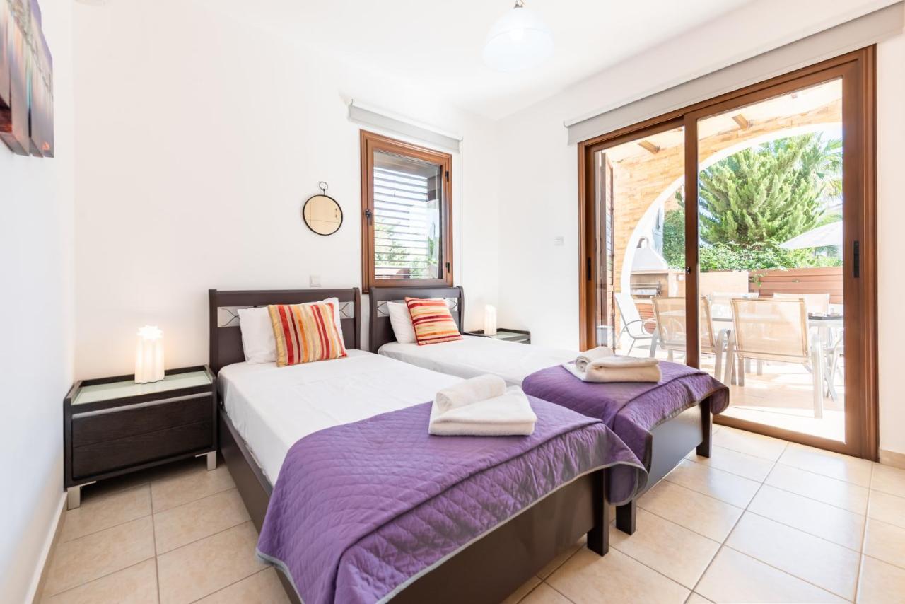 Villa Iris By Ezoria Villas Ayia Napa Exteriör bild