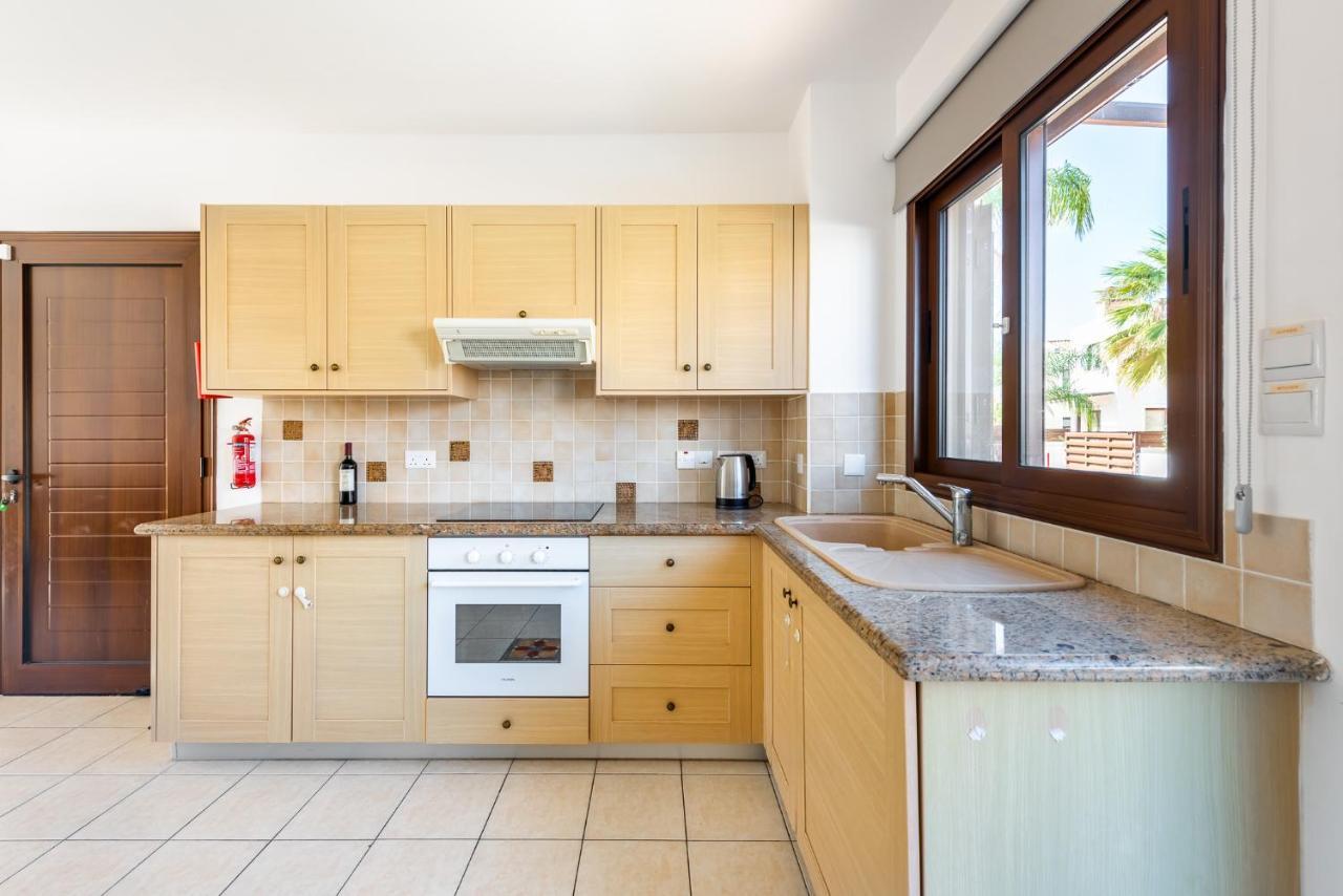 Villa Iris By Ezoria Villas Ayia Napa Exteriör bild
